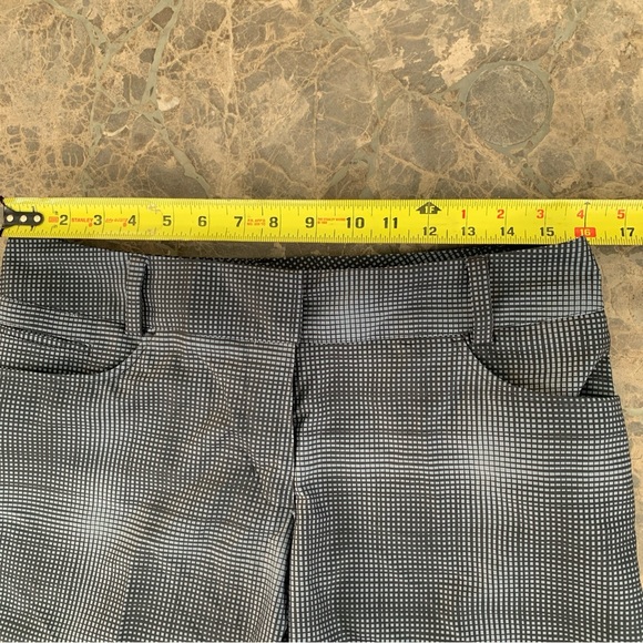 Adidas Golf Shorts Women’s Size 6 Plaid Black Gray Flat Front Pockets - Picture 5 of 9